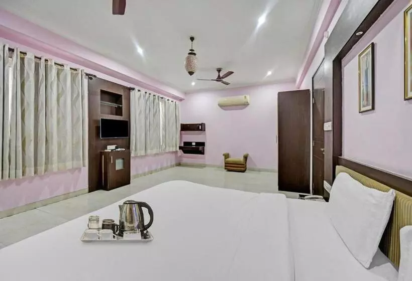 Townhouse Hotel Stay Fine