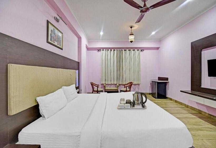 Townhouse Hotel Stay Fine