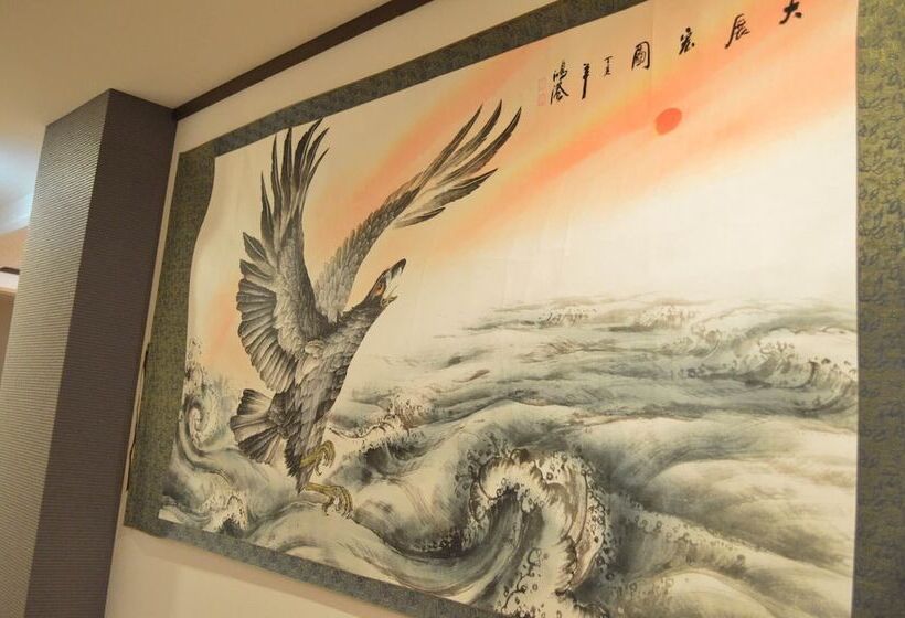 Отель Guest House Fukutomi  Female Only