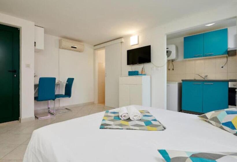 فندق Guesthouse Ana Trogir Old Town