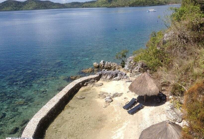 فندق Iris Island Eco Resort