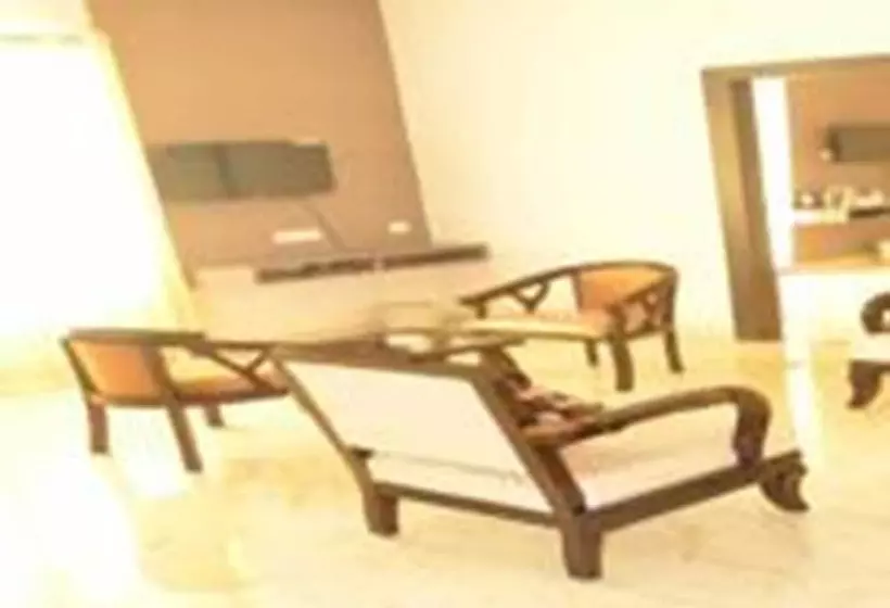 ホテル Jataka Inn