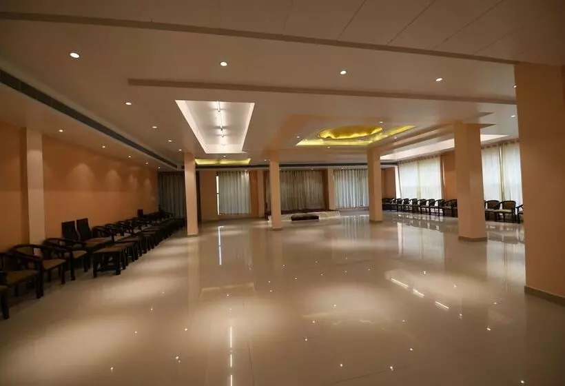 ホテル Jataka Inn