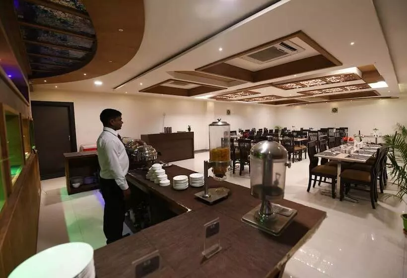 ホテル Jataka Inn