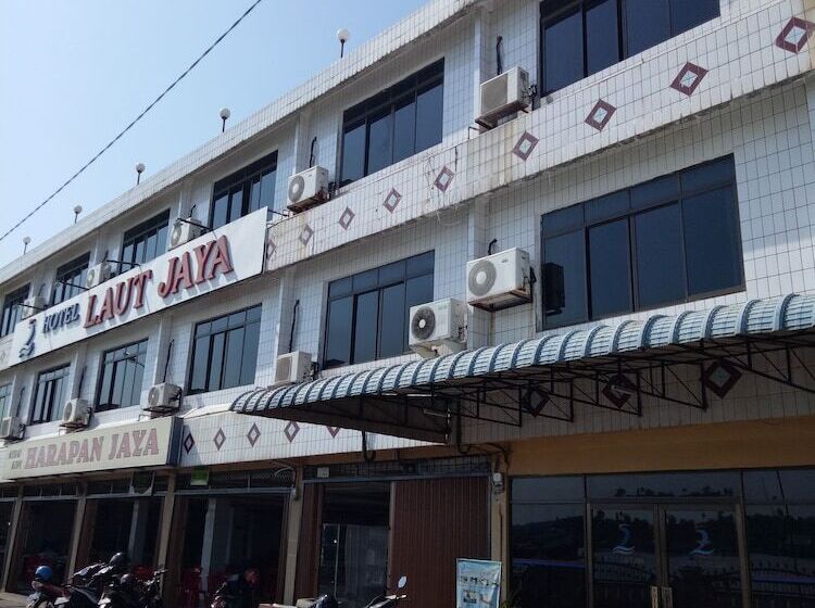 בית מלון כפרי Laut Jaya