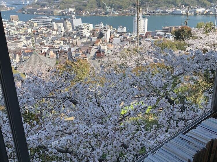 בית מלון כפרי Onomichi Guest House Miharashitei