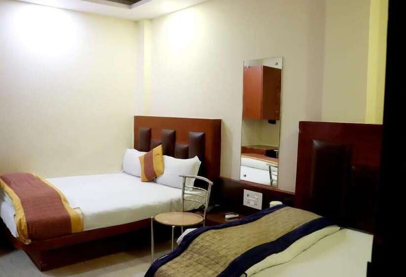 هتل Prem Deluxe Guest House