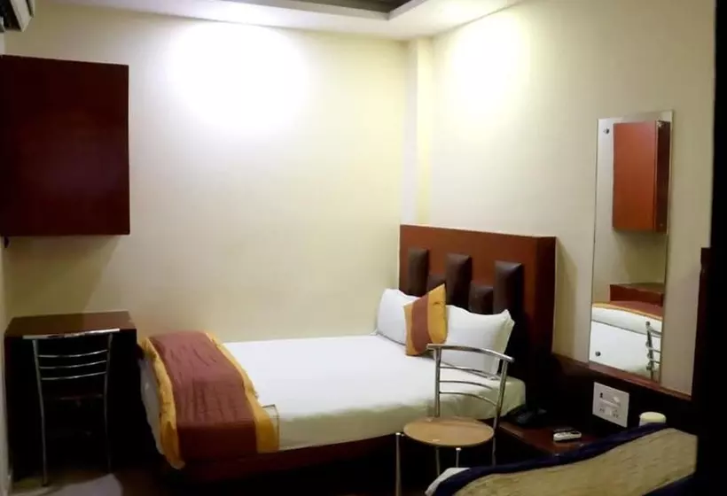 هتل Prem Deluxe Guest House