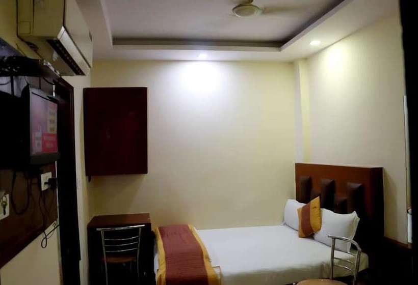 هتل Prem Deluxe Guest House