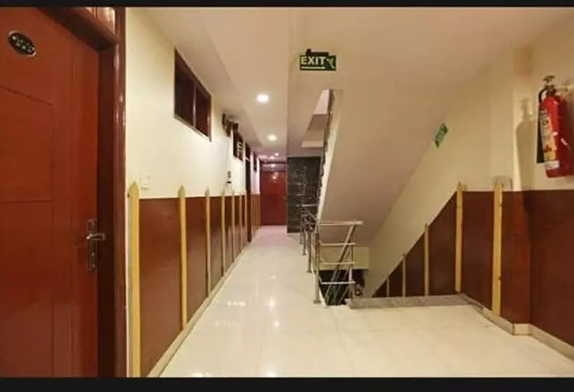 هتل Prem Deluxe Guest House