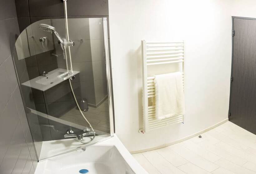 בית מלון כפרי Residence Prestige Odalys Isatis