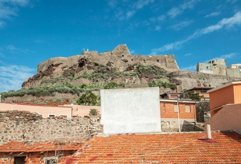 בית מלון כפרי Rocca Doria