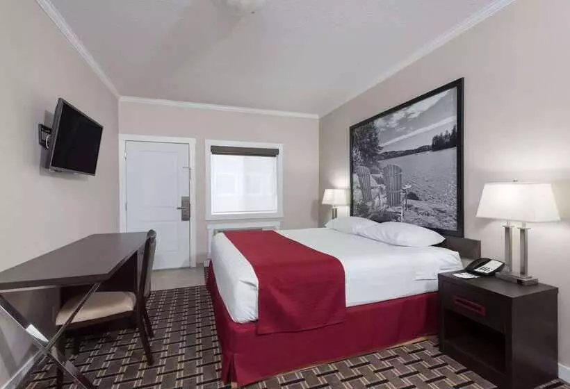 Hotelli Super 8 By Wyndham Watrous