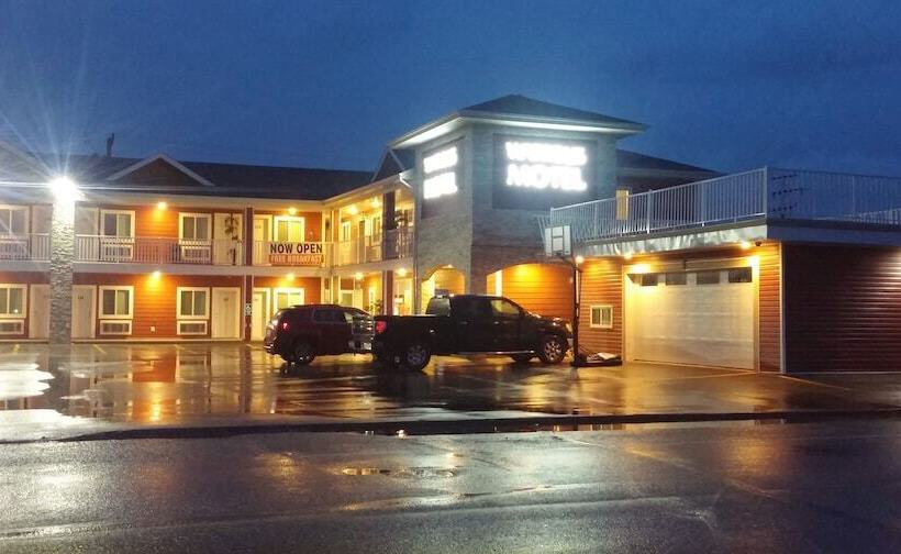 ホテル Super 8 By Wyndham Watrous