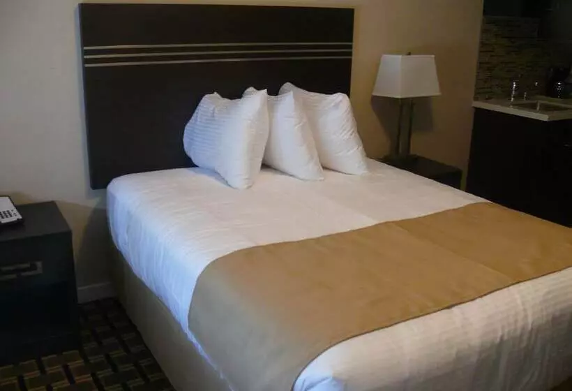 Hotelli Super 8 By Wyndham Watrous