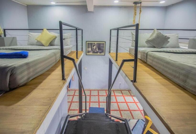 בית מלון כפרי The Artist Residence