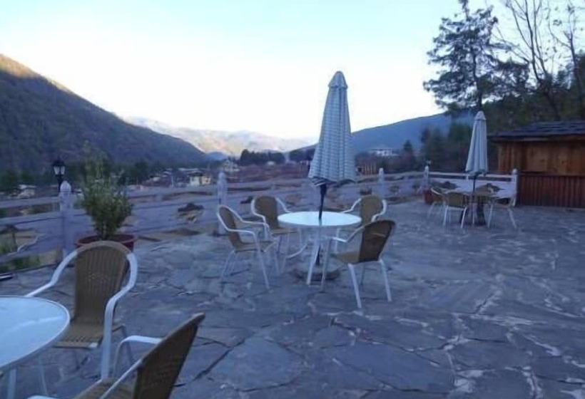 هتل Tiger S Nest Resort Best Resort In Paro