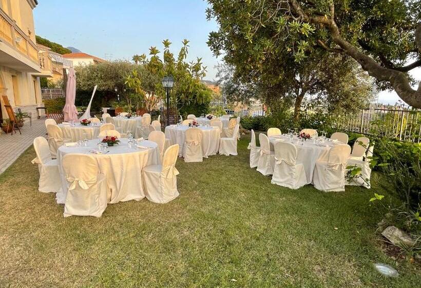 فندق Villa Cerelis