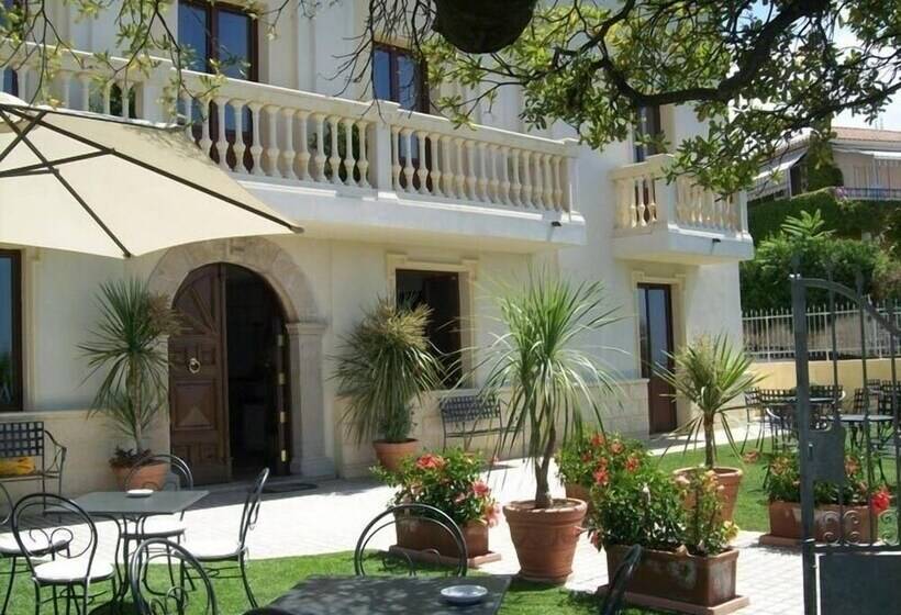 فندق Villa Cerelis
