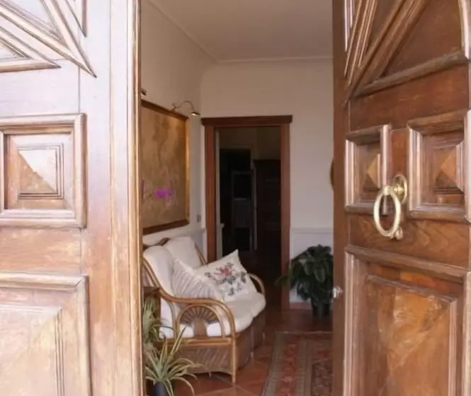 Hotelli Villa Cerelis