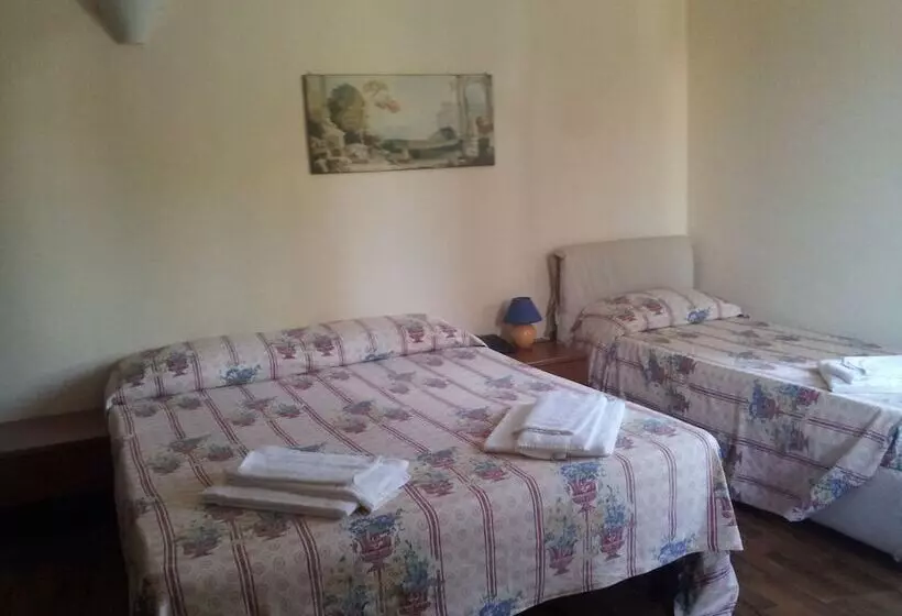 Hotelli Villa Cerelis