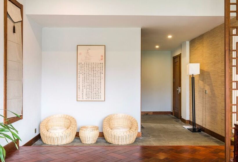 فندق Walden Lugu Lake Zen Retreat