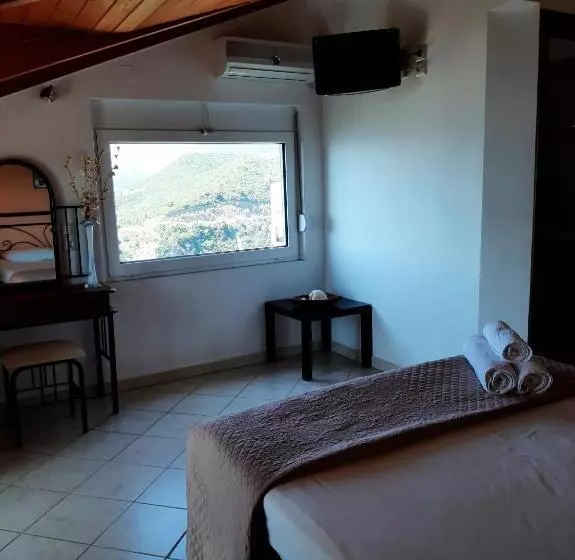 Hotel Zoe's Studios