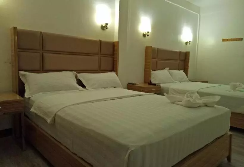 Meaco Hotel   Anilao