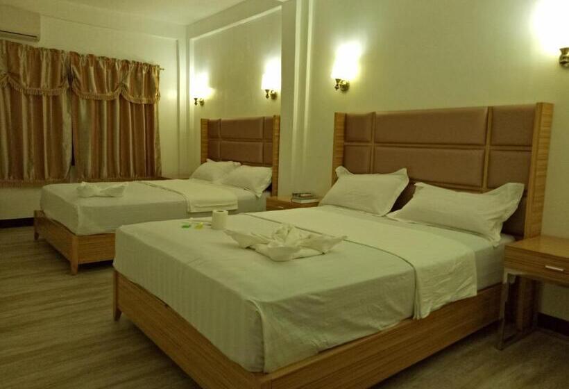 Meaco Hotel   Anilao