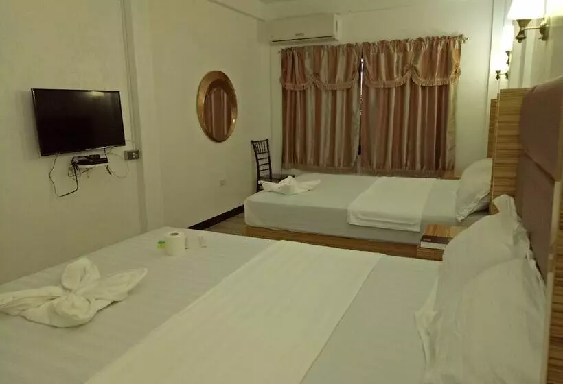 Meaco Hotel   Anilao