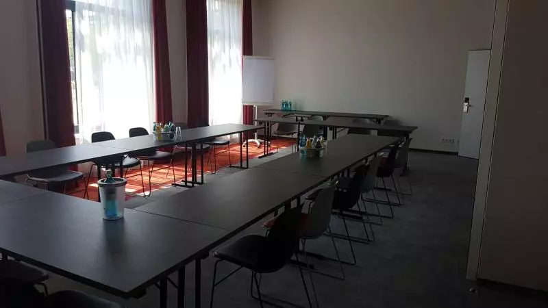 Hotelli Campanile Leipzighalle Airport