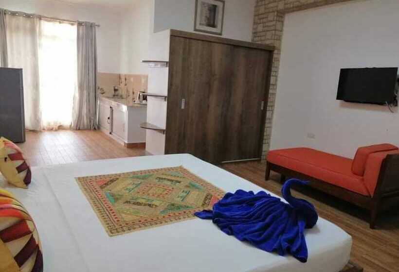 هتل Easy Stay Residence