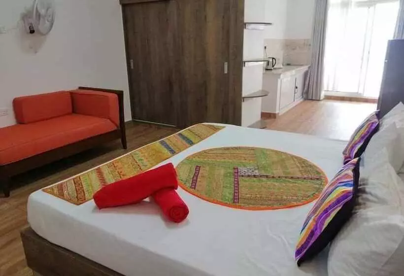 هتل Easy Stay Residence