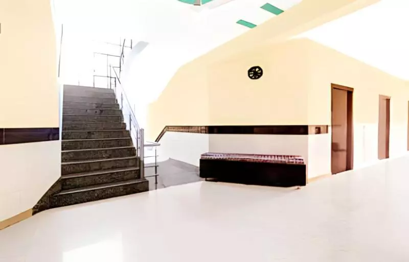 ホテル Pragati Palace
