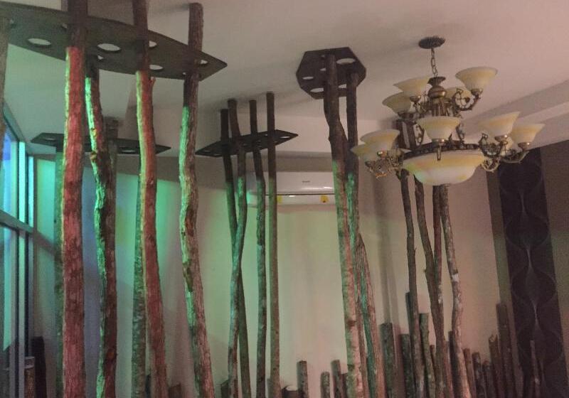 בית מלון כפרי Rainforest Budget Stay