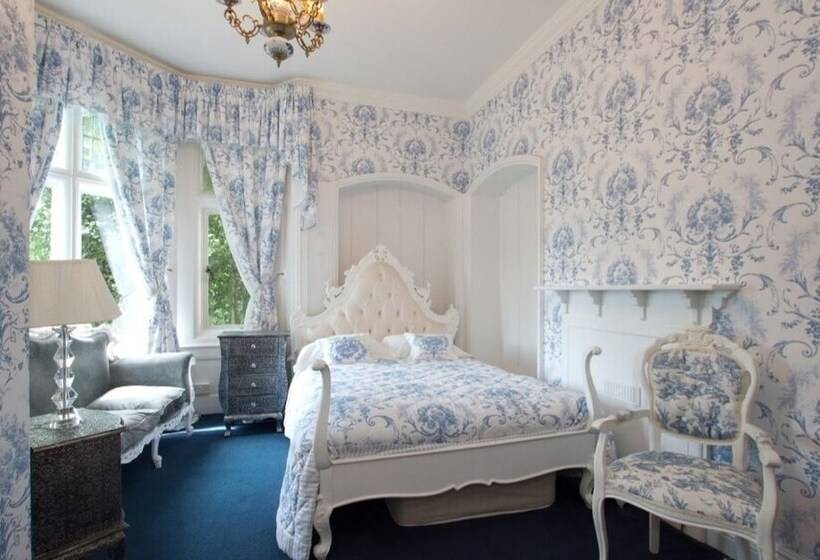 فندق The Gothic Mansion