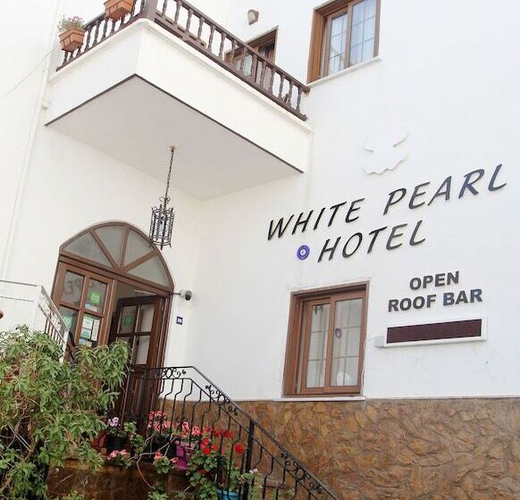 בית מלון כפרי White Pearl