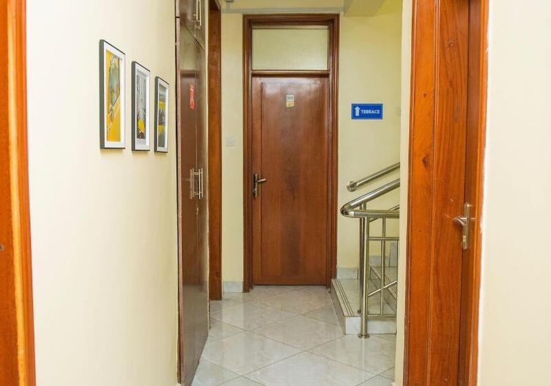 호텔 Airport Transit Lodges