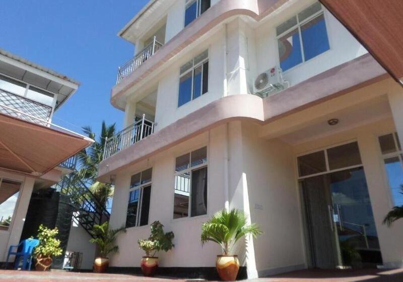 호텔 Airport Transit Lodges