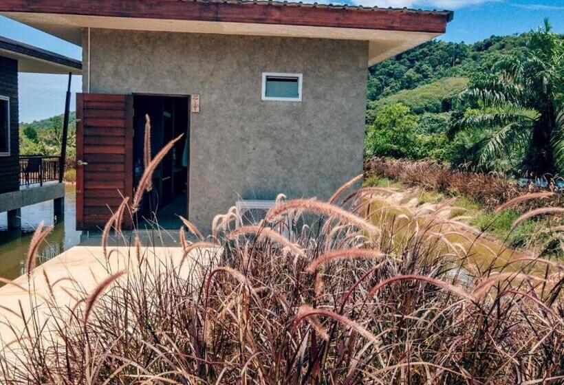 فندق Capital O 729 Amantra Lake View Resort