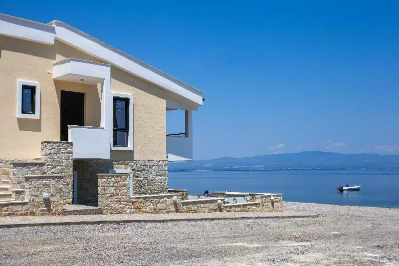 ホテル Elpiniki Luxury Rooms
