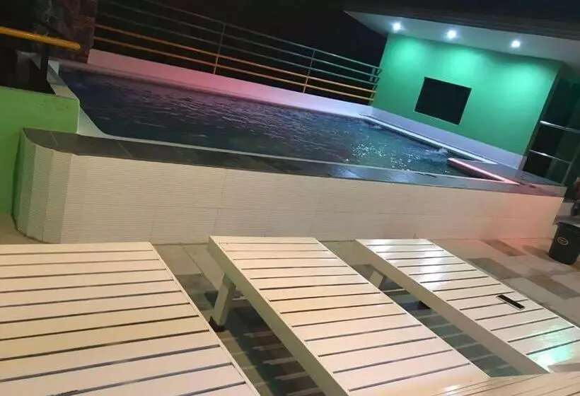 ホテル Gravino Pension House