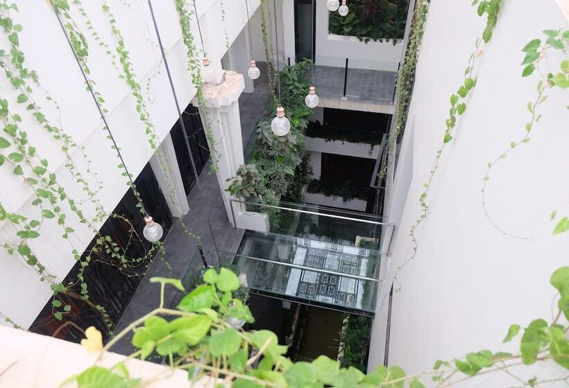 Hotelli Hari Residence & Spa