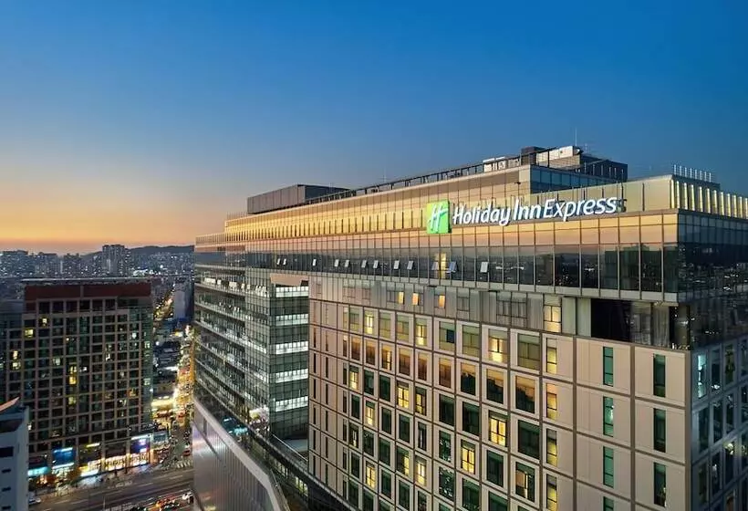 Hotelli Holiday Inn Express Seoul Hongdae, An Ihg