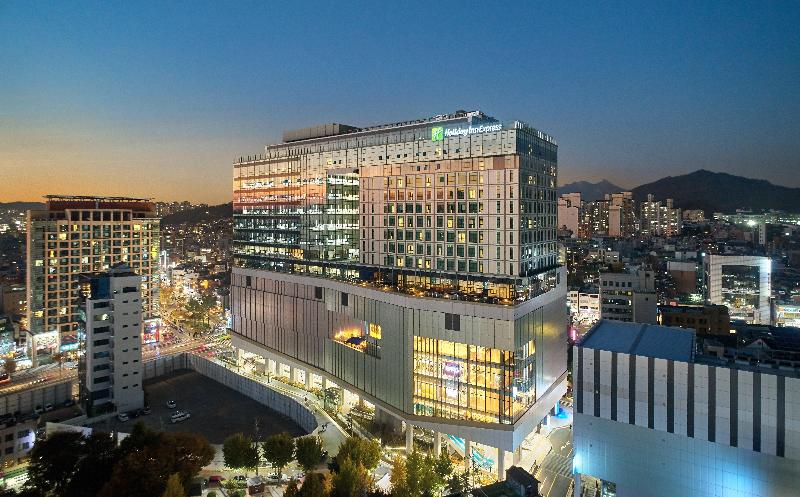 בית מלון כפרי Holiday Inn Express Seoul Hongdae, An Ihg