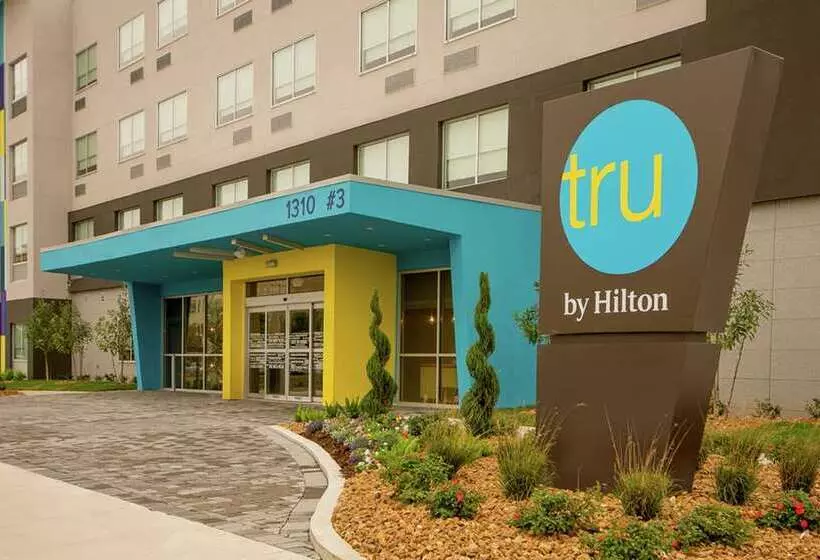 ホテル Tru By Hilton Lafayette River Ranch