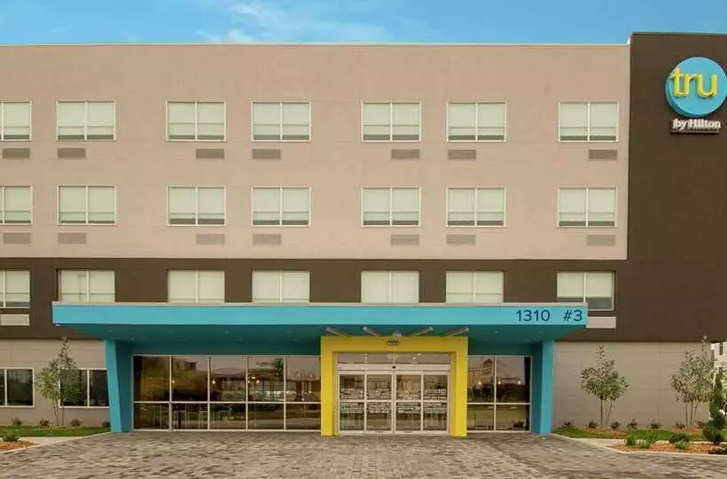 ホテル Tru By Hilton Lafayette River Ranch