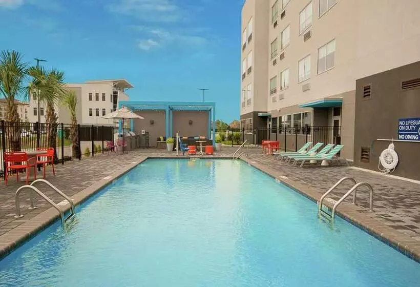 ホテル Tru By Hilton Lafayette River Ranch