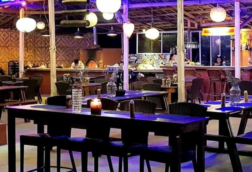 Malapascua Beach And Dive Resort