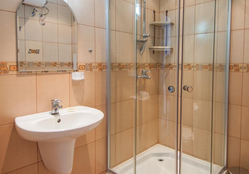 Robinson Vip Apartments